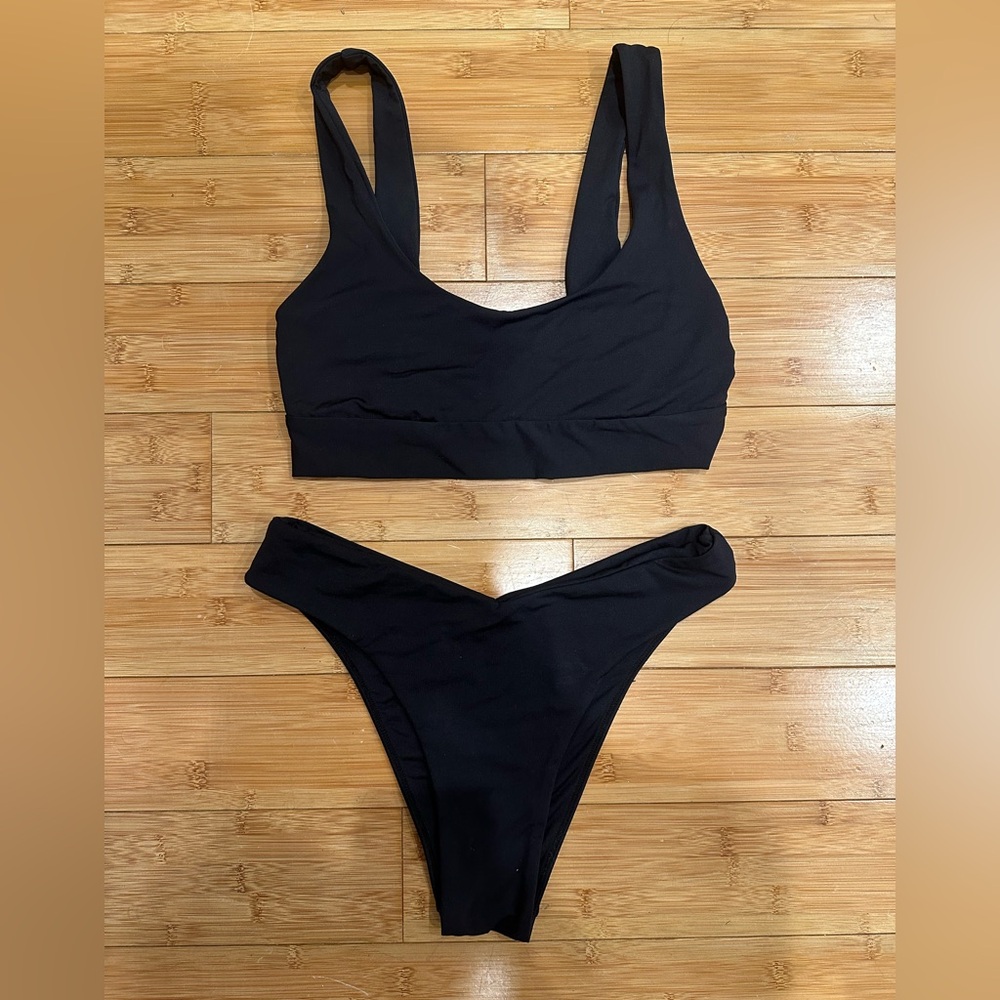 Monday Swimwear Black Bikini Set Medium